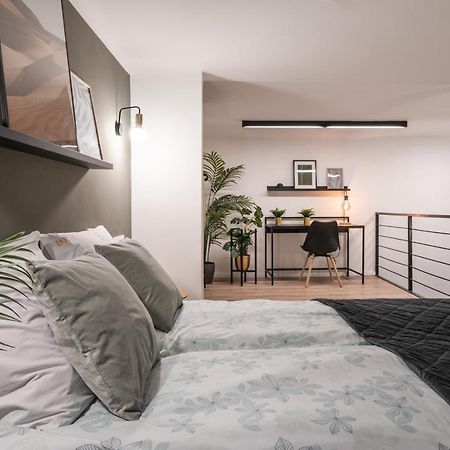 D24 - Historic Quarter Design Loft - Best Location By Bqa บูดาเปสต์ ภายนอก รูปภาพ
